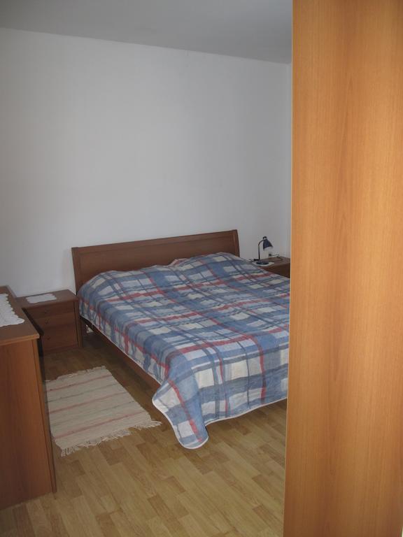 Apartments Zuvela Korcula Town Room photo